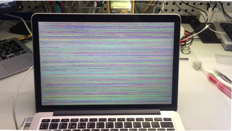 Полосы на экране ноутбука